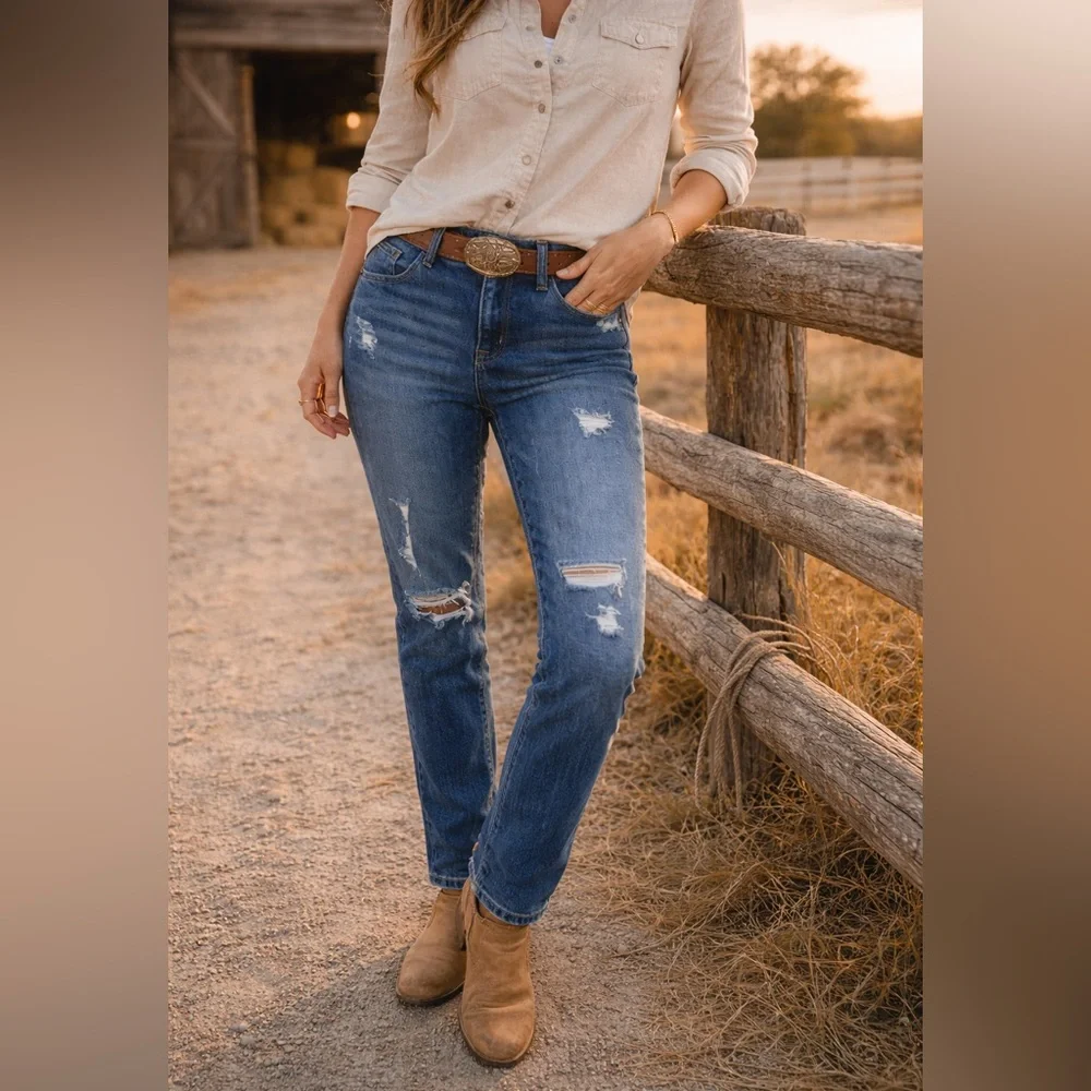 Old Navy Power Slim Straight Jeans – Women’s Size 12 – Mid-Rise Distressed Denim - Picture 2 of 11